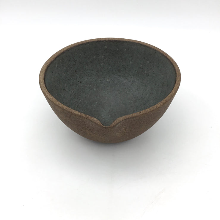 Enoki Pouring Bowl | 6" x 3" | Brownstone/Danish