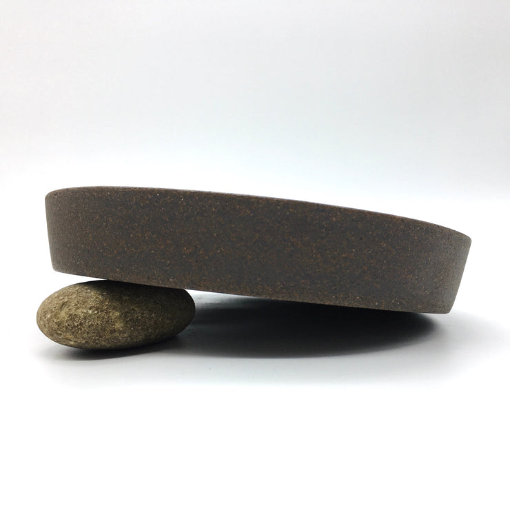 Free Spirit Cazuela | 8.5" x 1.5" | Brownstone/Danish