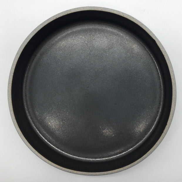 FSCAZ85-G-MB | FS Cazuela | 8.5" x 1.5" | FS Collection | Greystone/Matte Black | Humble Ceramics | 