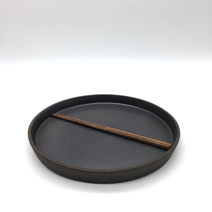 Free Spirit Plate/Tray | 10.5" x 1" | Brownstone/Matte Black