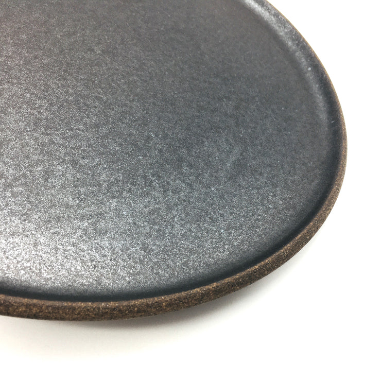 Stillness Plate | 11" | Brownstone/Matte Black