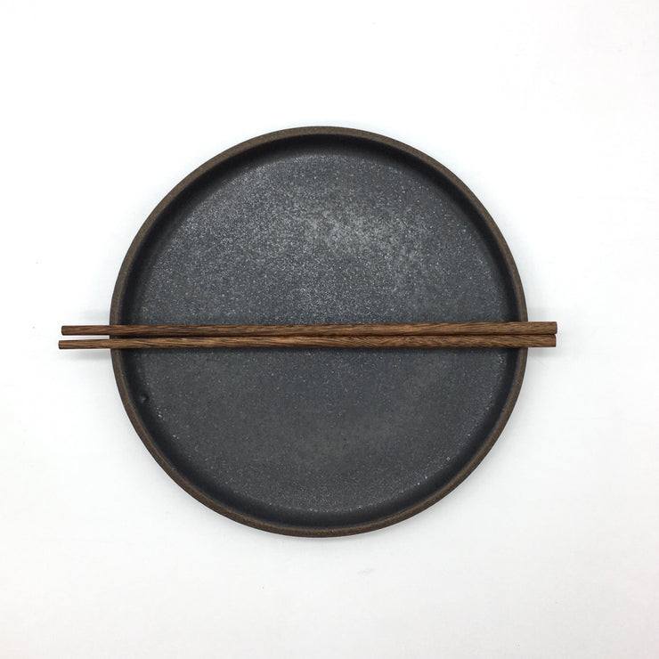 Stillness Plate | 8.5" | Brownstone/Matte Black
