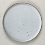 Stillness Plate | 8.5" | Greystone/Snow White
