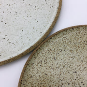 Stillness Plate | 8.5" | Sandstone/Snow White