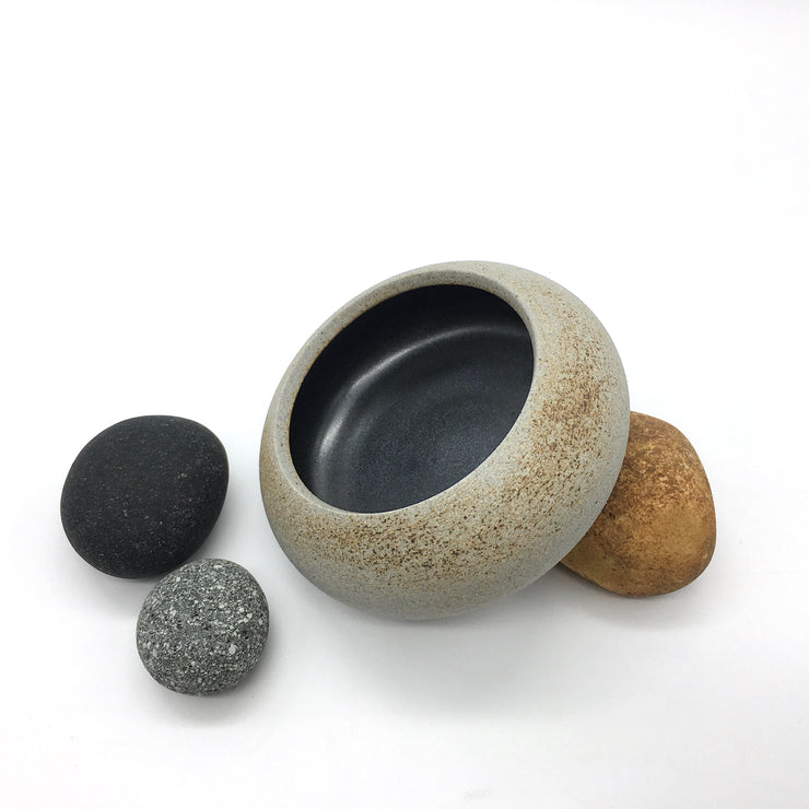 Urchin Bowl | 5.5" x 2.5" | Greystone/Matte Black